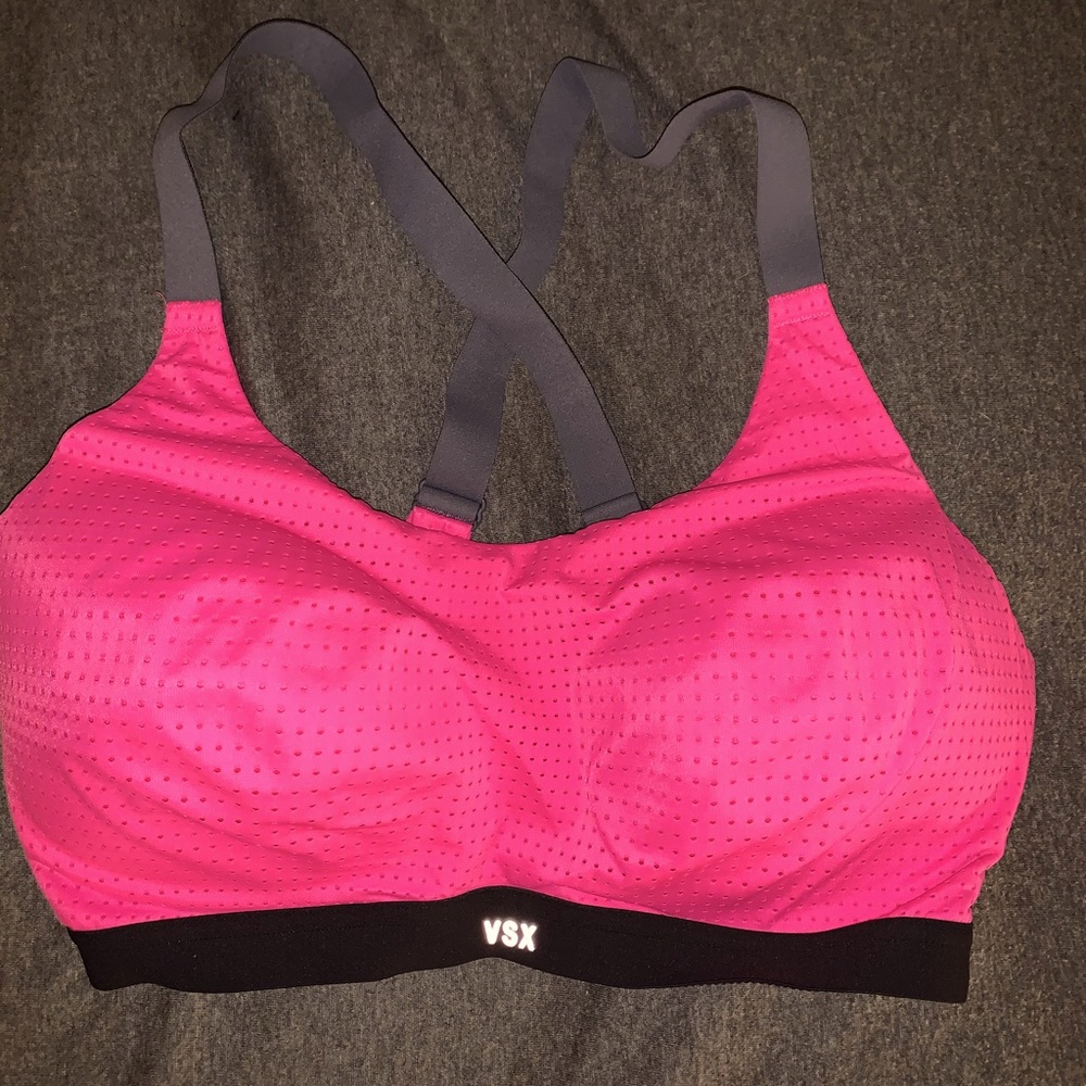 Victoria Secret sport molded cup sports bra